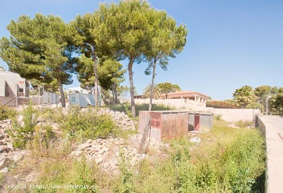 FANTÁSTICA PARCELA EN MORAIRA CON VISTAS AL MAR - ALICANTE