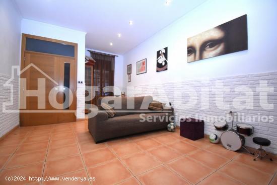 Casa REFORMADA de 2 alturas junto al Ayuntamiento - CASTELLON