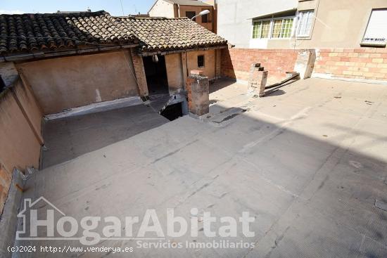 CASA PARA HACER A TU GUSTO CON TERRAZA Y GARAJE - VALENCIA