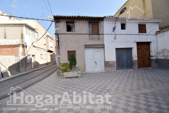 CASA PARA HACER A TU GUSTO CON TERRAZA Y GARAJE - VALENCIA