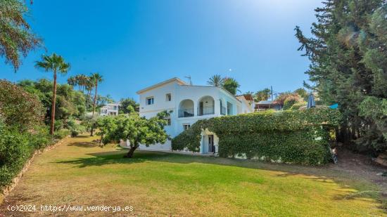 Bonita Villa en El Rosario, Marbella - MALAGA