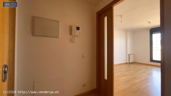 INMOBILIARIA ARBETETA VENDE MAGNÍFICO ÁTICO EN BULEVAR CLARA CAMPOAMOR, GUADALAJARA - GUADALAJARA