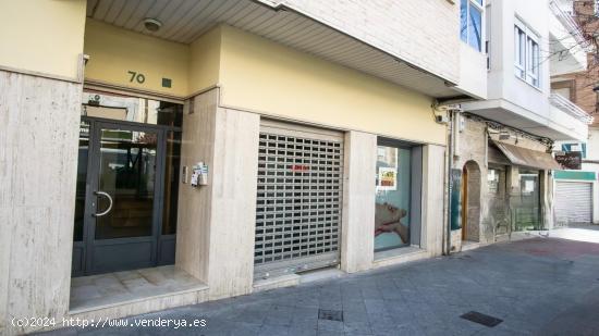 Local comercial, en el centro de la Gran Avenida de Elda. - ALICANTE