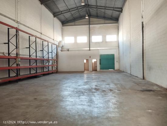 ELCHE NAVE 570 M2 POL INDUSTRIAL - ALICANTE