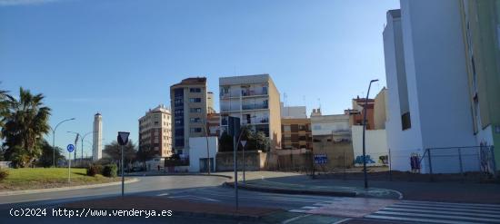 ¿Quieres promover 9 estudios? Esta es tu oportunidad. Solar urbano de 129 m2 Castellón - CASTELLON