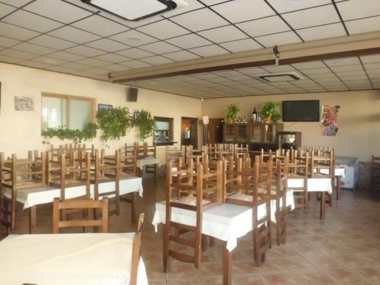 Venta BAR RESTAURANTE CON VIVIENDA, 3 PLANTAS - MURCIA