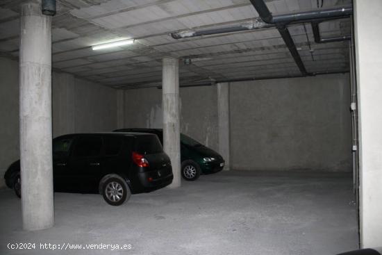 Alquiler local comercial en planta baja en Orihuela zona del Colegio Santo Domingo. - ALICANTE