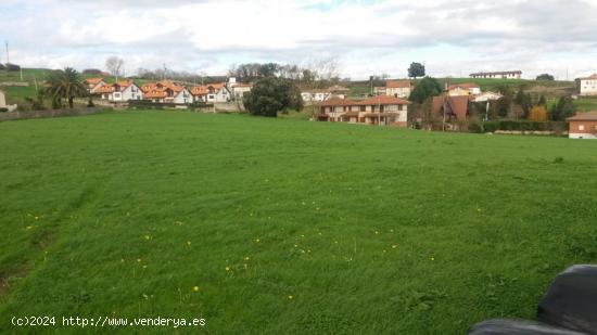 PARCELA URBANA EN ENTORNO NATURAL Y A 2 KILOMETROS  DE LA PLAYA. - CANTABRIA