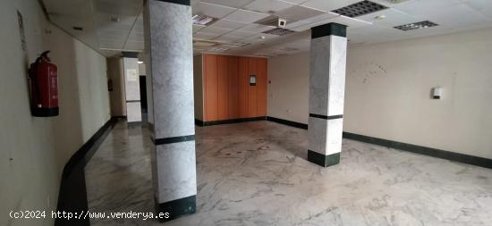 SAN JUAN DEL PUERTO. LOCAL COMERCIAL 202 M2. - HUELVA