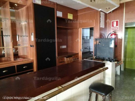 LOCAL BAR EN VENTA JUNTO A LA AVENIDA VILLAMAYOR Y PLAZA CARMELITAS - SALAMANCA