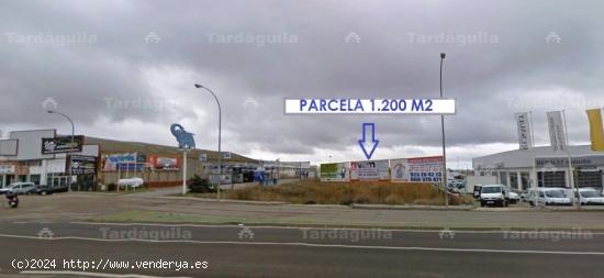 PARCELA DE 1.200 M2, EN 1ª LÍNEA DE CARRETERA VALLADOLID. - SALAMANCA