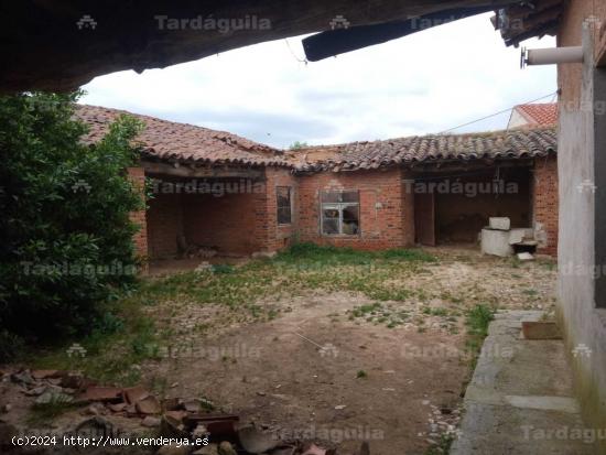 PARCELA DE 1227 METROS PARA HACER SU SEGUNDA VIVIENDA O SU CASA RURAL - SALAMANCA