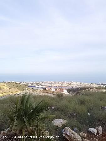 Parcela urbana en Benalmádena con increíbles vistas al mar - MALAGA