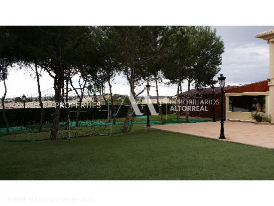 CHALET INDEPENDIENTE EN LOS VALIENTES - MURCIA