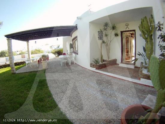 CHALET INDEPENDIENTE EN MOJACAR - ALMERIA