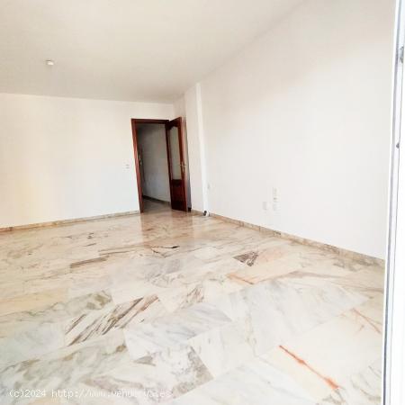 Vivienda con garaje y trastero en zona San Bernardo - CADIZ