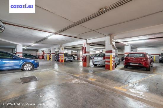 Parking a la venta en zona Hipercor - GRANADA