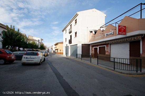 LOCAL EN EL CENTRO DE LAS GABIAS - GRANADA