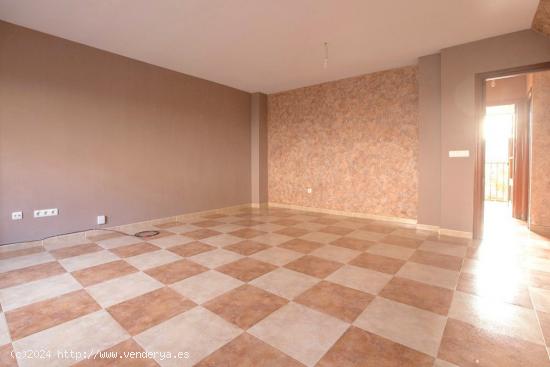 SE VENDE CASA EN LACHAR A TAN SOLO 20 MIN DE GRANADA!! - GRANADA