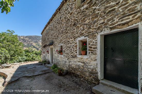 73.000 m2 Finca rústica con vivienda en Güéjar Sierra - GRANADA