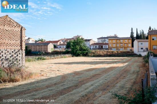 A4980J1. ¿Estás buscando terreno para invertir? ¡ ¡ Lo has encontrado!! Solar urbano con 3.441m2