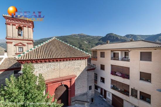 EN PLENO CENTRO DE GÜEJAR SIERRA - GRANADA