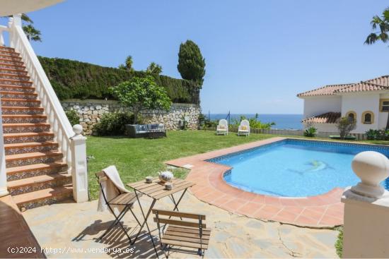 Villa 6 dormitorios con vistas al mar en La Cala de Mijas - MALAGA