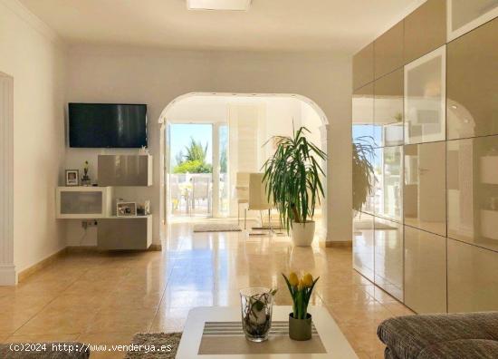 Villa reformada en zona baja de Torremuelle, Benalmádena - MALAGA