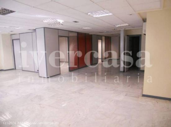 Local comercial en venta  - GRANADA