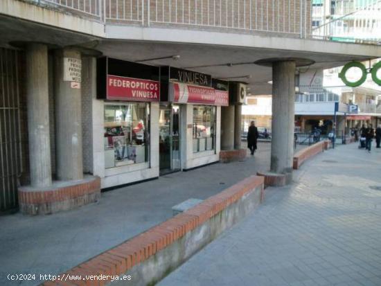 Local comercial en venta  - GRANADA