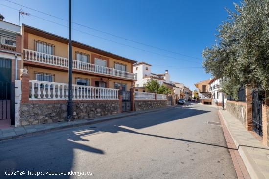 A la venta Casa en Dílar - GRANADA