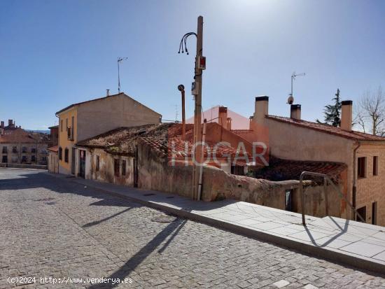 TERRENO EN LA ZONA DEL PASEO DEL RASTRO (05002) - AVILA