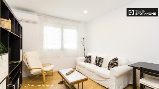 Elegante piso de 1 habitación con aire acondicionado en alquiler en Almagro - MADRID