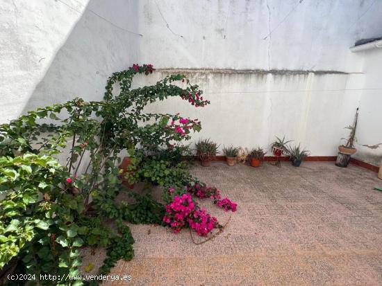 !Tú hogar espacioso en Belalcázar: CASA de dos plantas con vistas a la calle!!! - CORDOBA