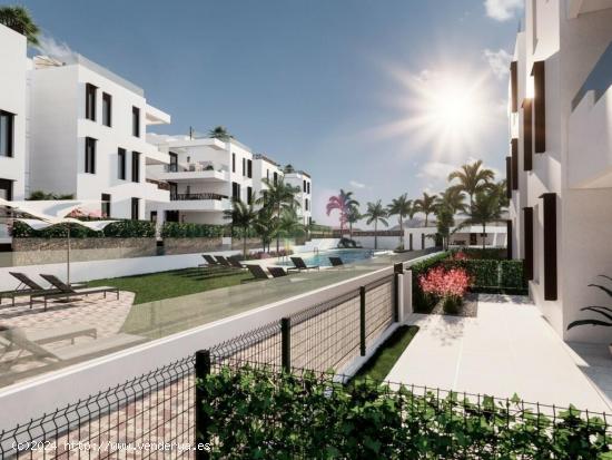 Apartamentos de 3 dormitorios con terraza en el centro de San Juan de los Terreros - ALMERIA