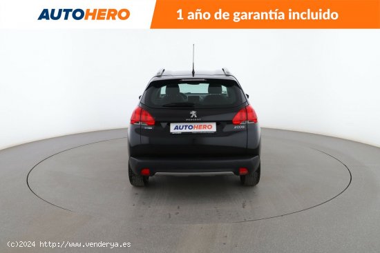Peugeot 2008 1.2 PureTech Allure - Toledo