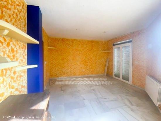 Bonito piso de 2 dormitorios, situado en la calle Aracena de Híjar. - GRANADA