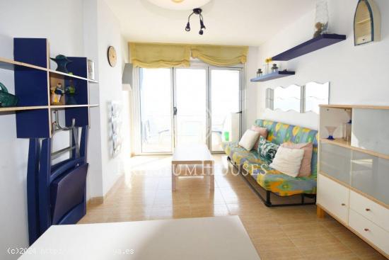Apartamento en primera línea en alquiler de temporada en Sant Pol de Mar - BARCELONA
