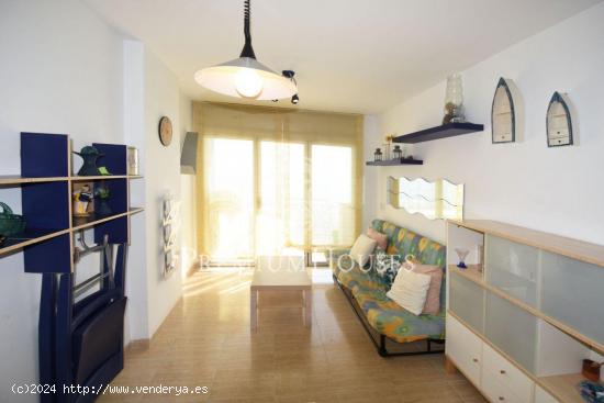 Apartamento en primera línea en alquiler de temporada en Sant Pol de Mar - BARCELONA