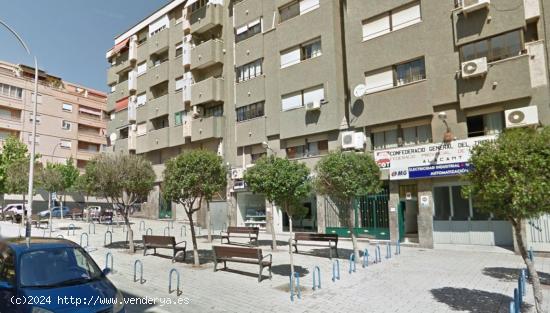 VENTA PLAZA DE GARAJE CON RAMPA ZONA LOS ÁNGELES - ALICANTE