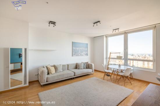 Alquiler Atico Duplex con Vistas al Mar y Toda la Ciudad - BARCELONA