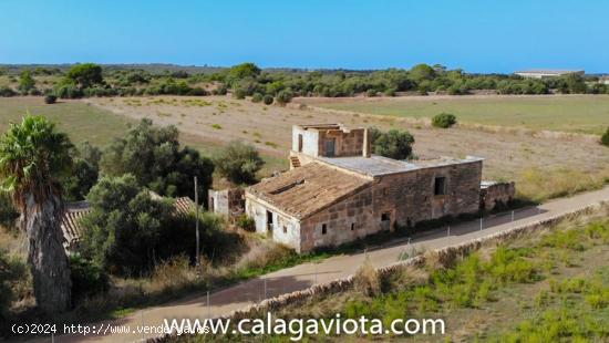 Preciosa parcela con edificaciones a reformar - BALEARES