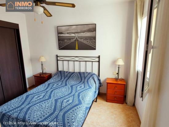 Apartamento 2 dormitorios - ALMERIA