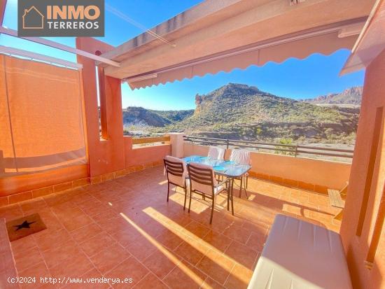 Apartamento 2 dormitorios con amplia terraza y piscina - ALMERIA