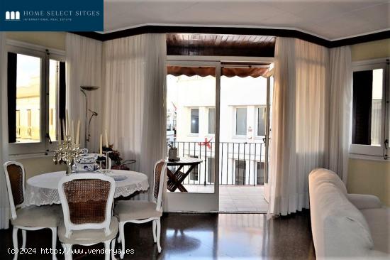 Amplio piso con terraza en el corazón de Sitges - BARCELONA