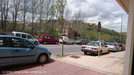 VENTA EN SAN LORENZO (SEGOVIA) - SEGOVIA