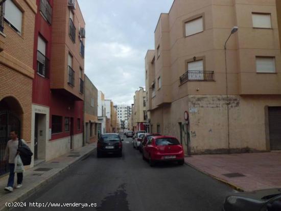 Parking en venta - ALMERIA