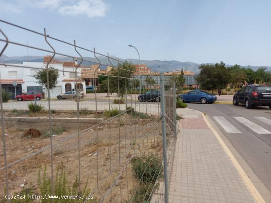 SOLAR URBANO EN VENTA EN EL EJIDO. ZONA CORTE INGLES. - ALMERIA