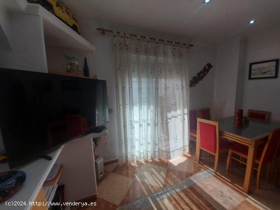 Piso de 3 dormitorios en venta en Balerma - ALMERIA