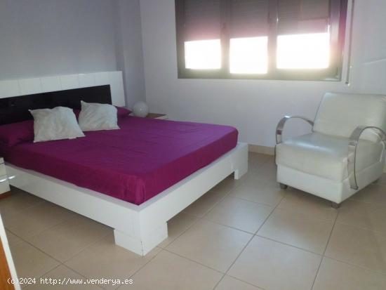 DUPLEX CON SOTANO EN VENTA EN EL EJIDO - ALMERIA